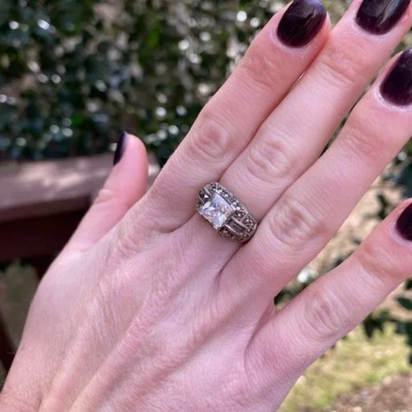 Judith clearance jack ring